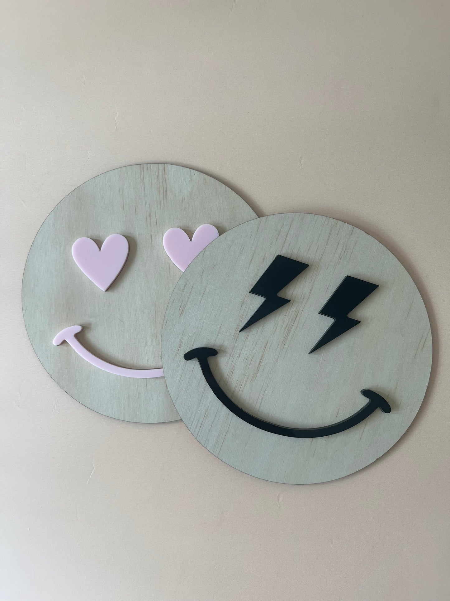 Retro Lightning Bolt Face Sign