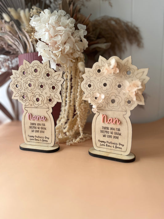 "Custom wooden flower holder stand with engraved name for Mother’s Day"

"Handmade wood floral holder – perfect gift for mum or nan"

"Rustic flower display stand without florals – customizable gift idea"

"Personalized wooden flower holder for dried or fresh blooms"

"Kids gift flower stand for Mother’s Day – wooden keepsake"

